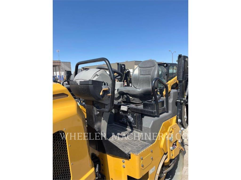 CAT CB2.5 GC Çift tamburlu silindirler