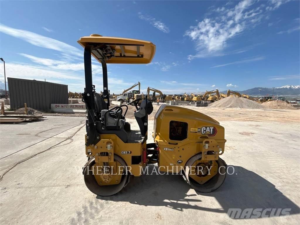 CAT CB2.7 Çift tamburlu silindirler