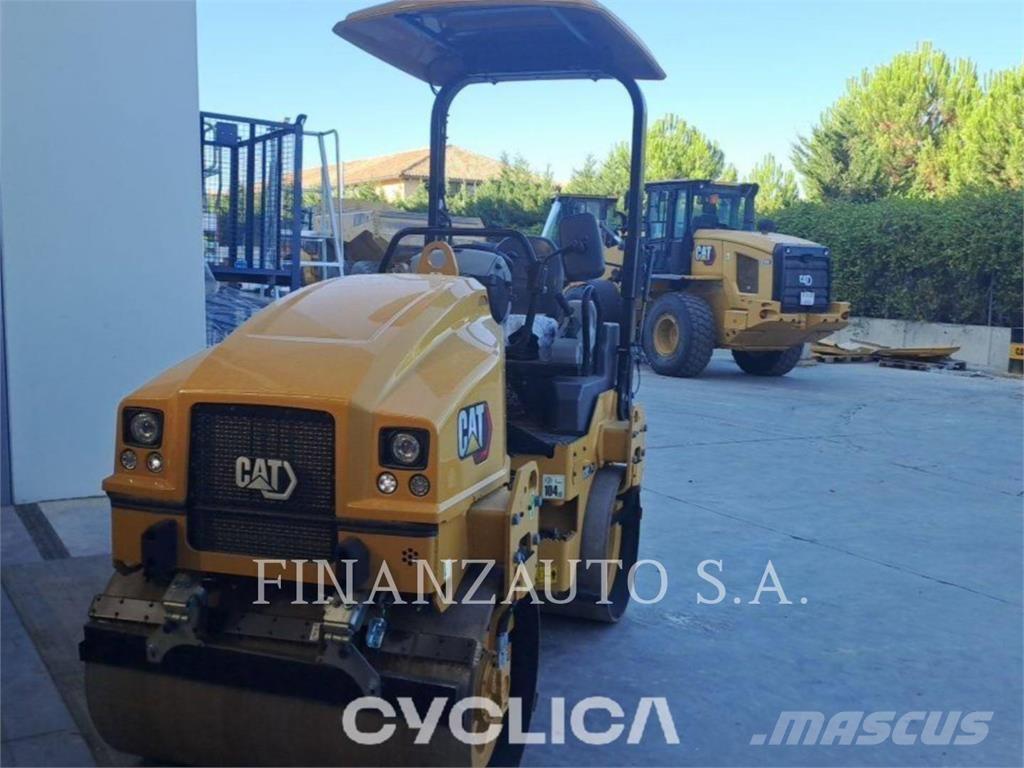 CAT CB2.7 Çift tamburlu silindirler