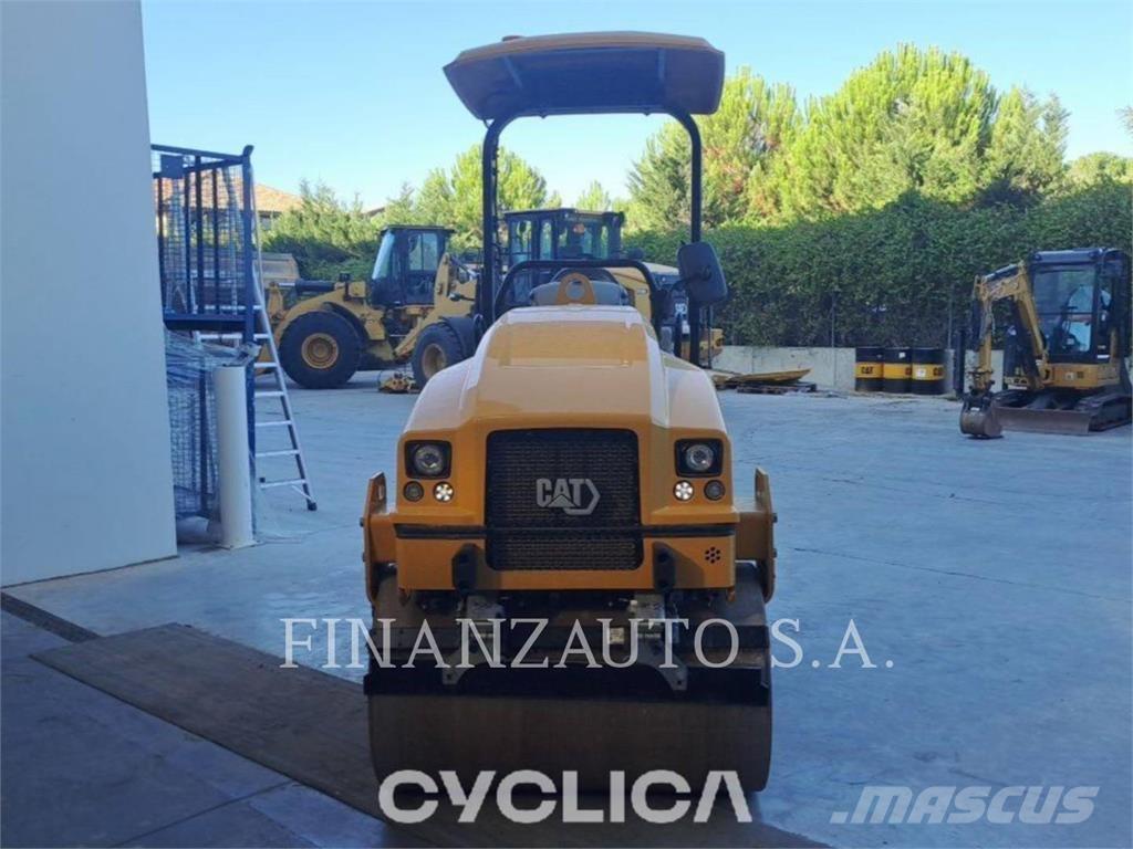 CAT CB2.7 Çift tamburlu silindirler