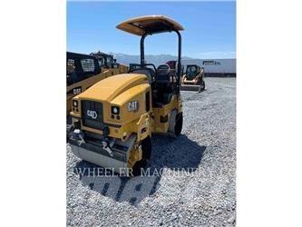 CAT CB2.7 GC Çift tamburlu silindirler