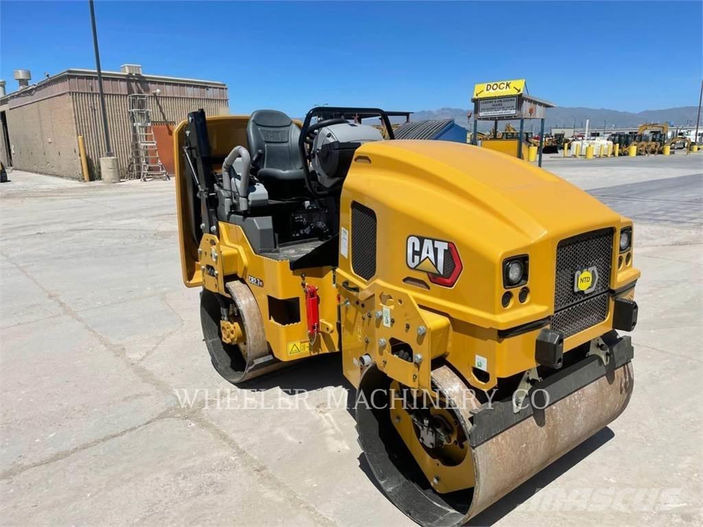 CAT CB2.7 GC Çift tamburlu silindirler