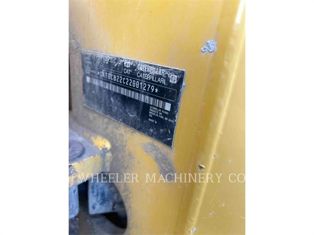 CAT CB22 Bitüm pülverizatörleri