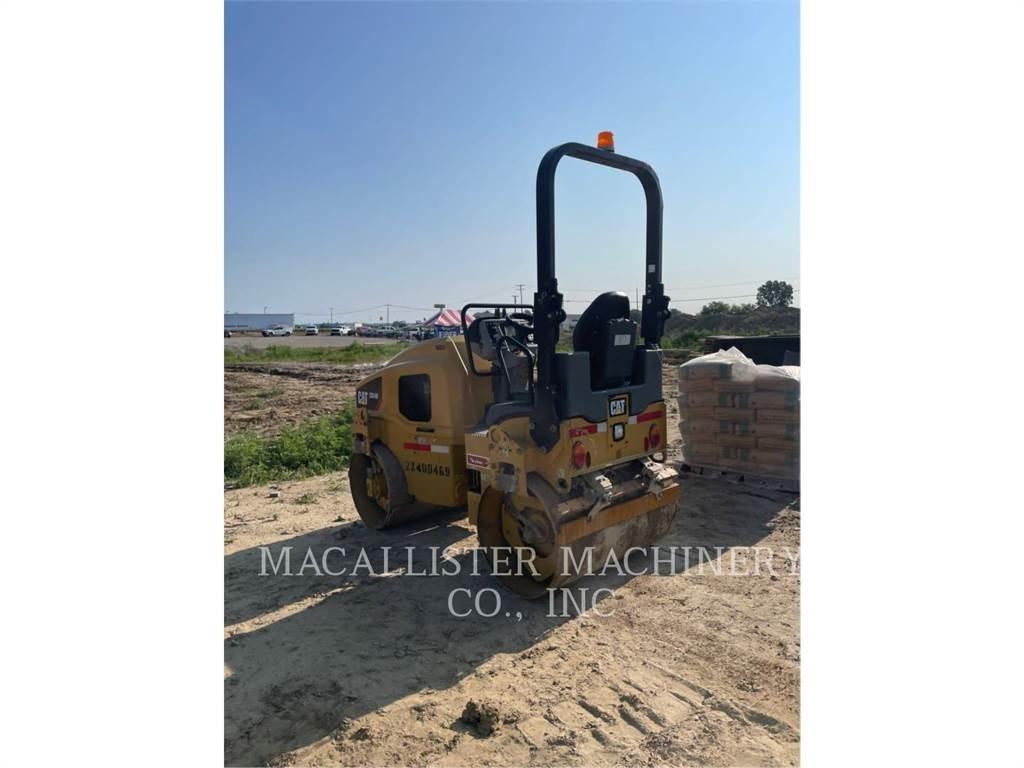 CAT CB24B Çift tamburlu silindirler