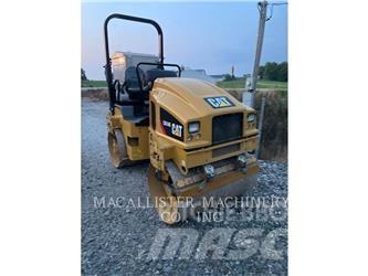 CAT CB24B Çift tamburlu silindirler