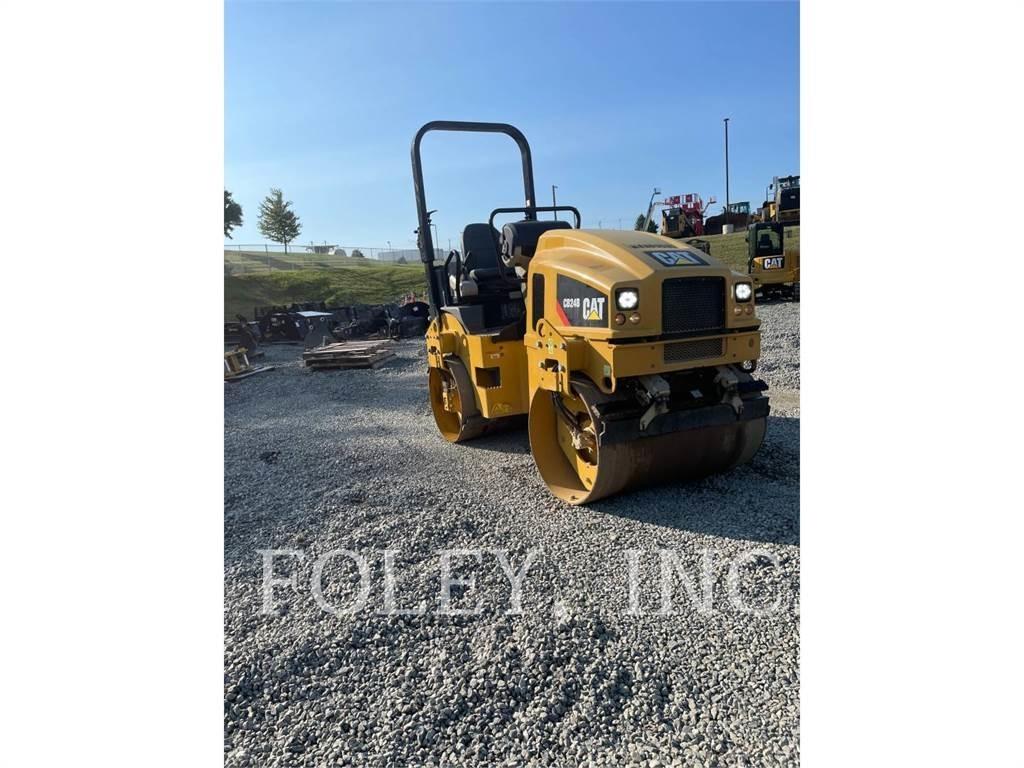 CAT CB24B Çift tamburlu silindirler