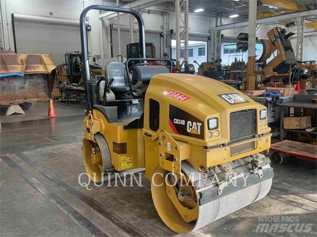 CAT CB24B Çift tamburlu silindirler