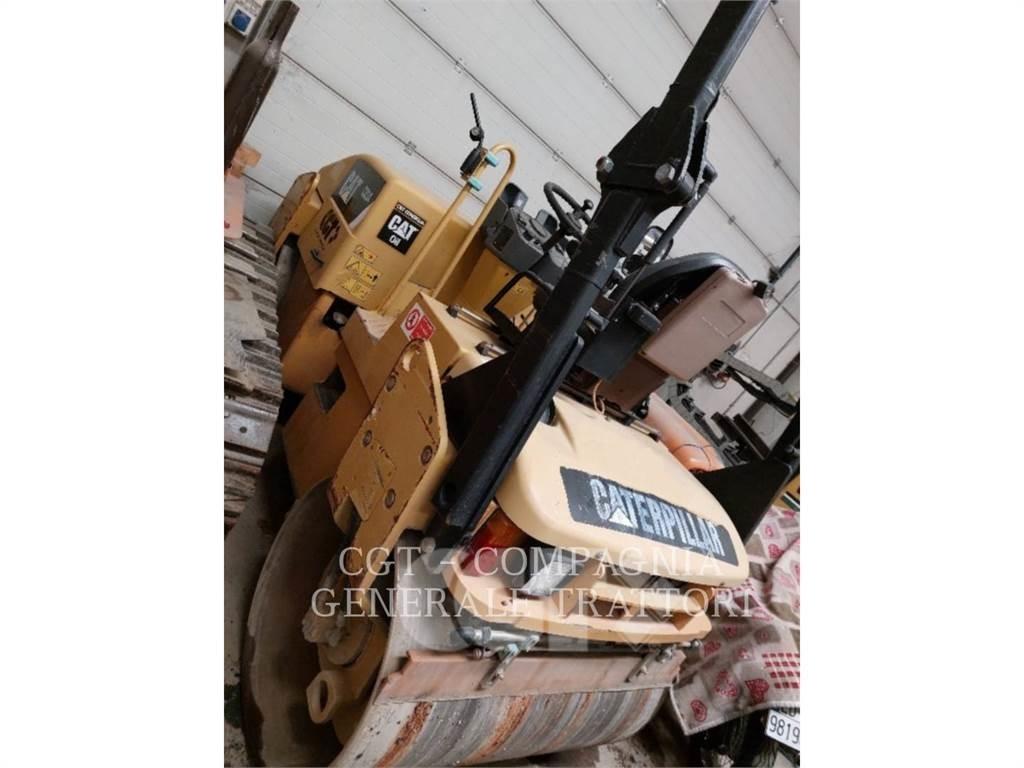 CAT CB34 Çift tamburlu silindirler