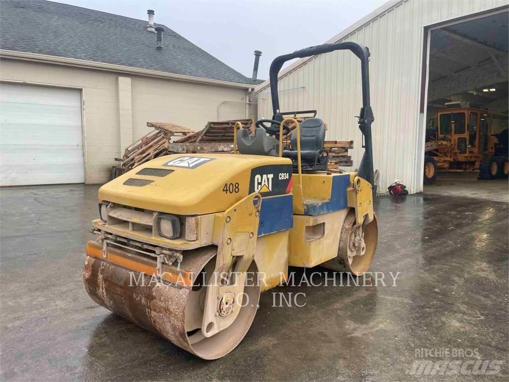CAT CB34 Çift tamburlu silindirler