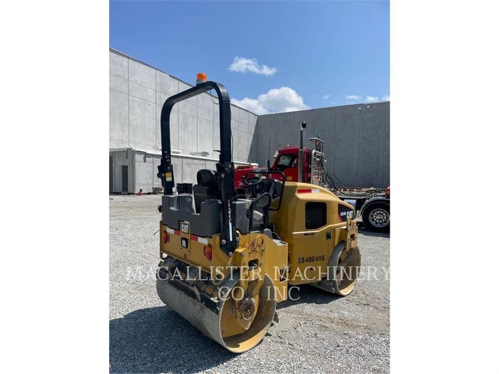 CAT CB34B Çift tamburlu silindirler