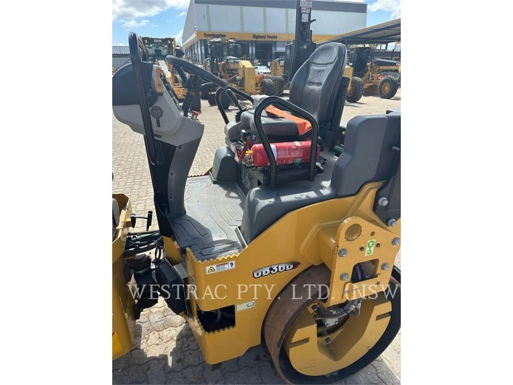 CAT CB36BLRC Çift tamburlu silindirler
