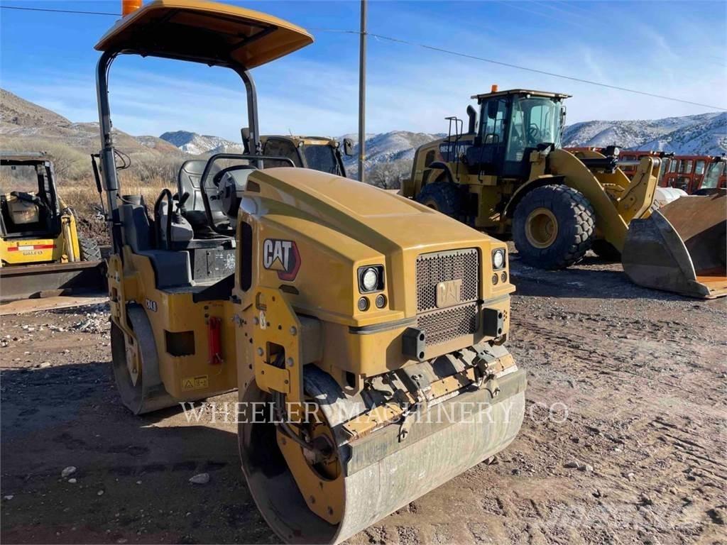 CAT CB4.0 Çift tamburlu silindirler