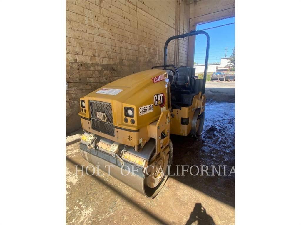CAT CB4.0 Zemin sıkıştırma makineleri