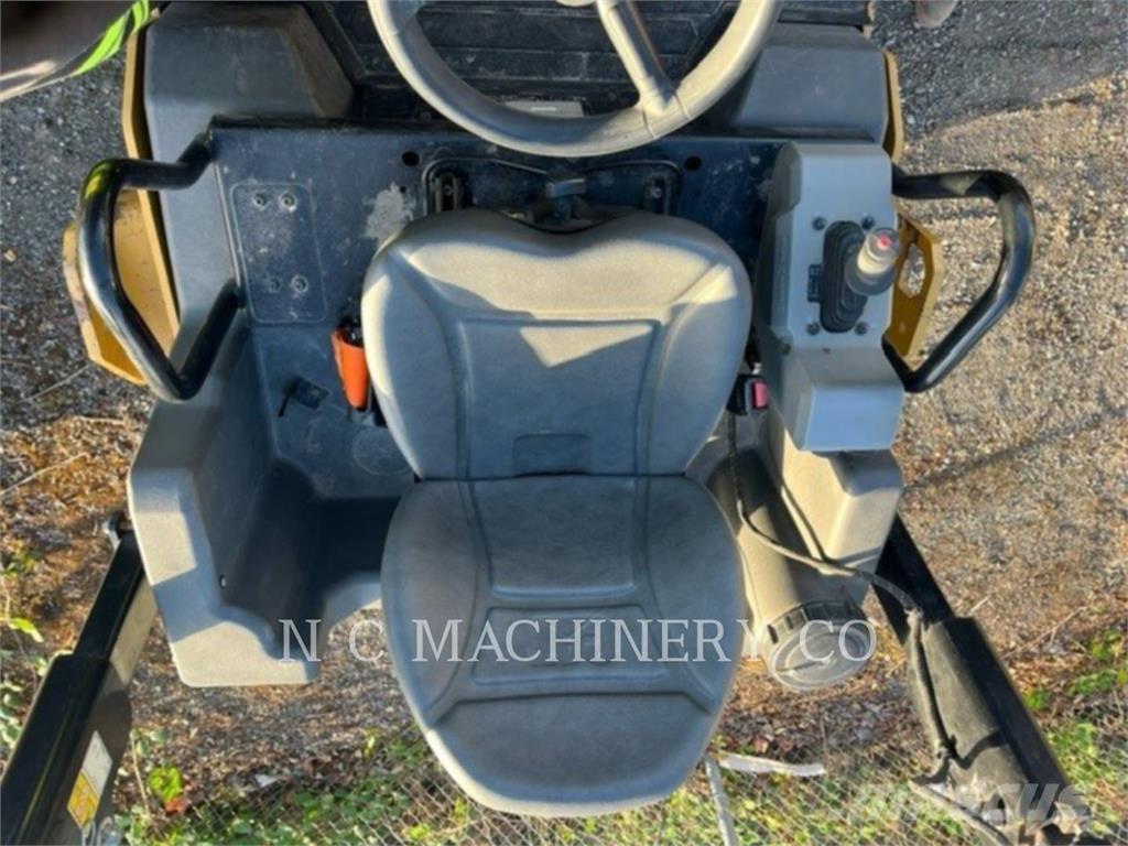 CAT CB4.0 Asfalt sericiler