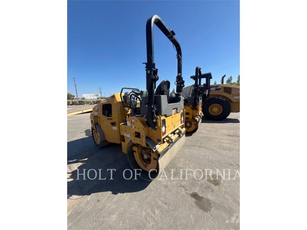 CAT CB4.0 Zemin sıkıştırma makineleri