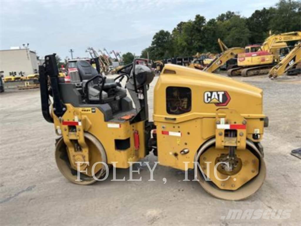 CAT CB4.0-03 Çift tamburlu silindirler