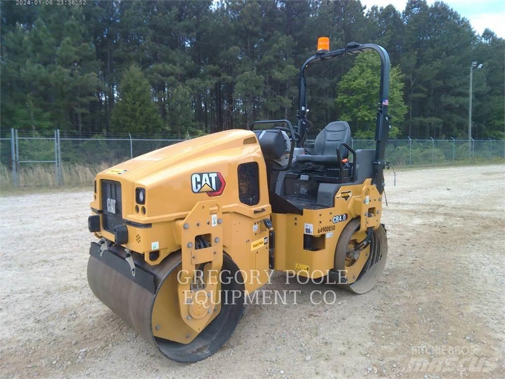 CAT CB4.0-03 Çift tamburlu silindirler