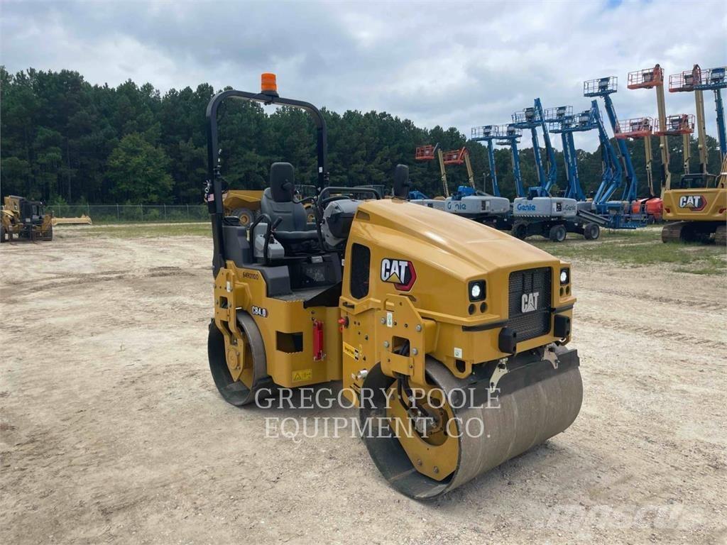 CAT CB4.003 Çift tamburlu silindirler