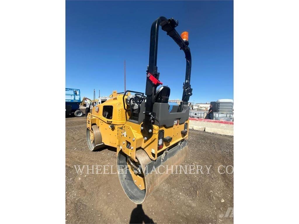 CAT CB4.4 Çift tamburlu silindirler