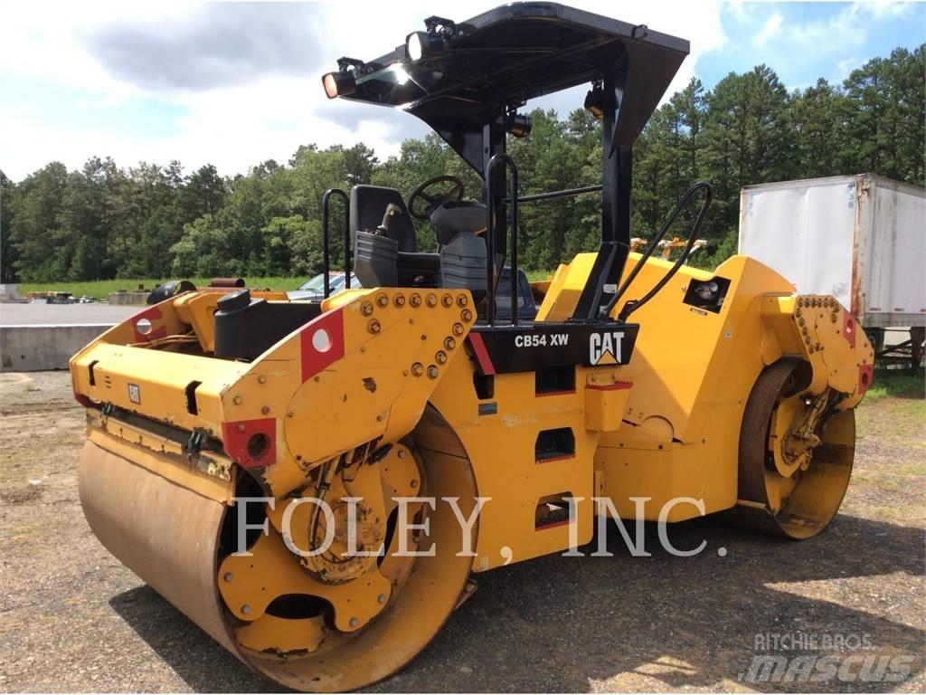 CAT CB54 Çift tamburlu silindirler