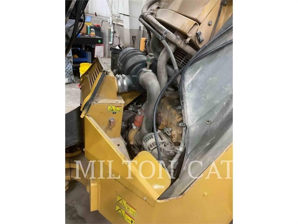 CAT CB54 XW Zemin sıkıştırma makineleri