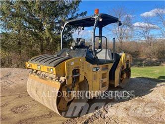 CAT CB54B Çift tamburlu silindirler