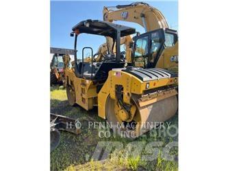 CAT CB54B Çift tamburlu silindirler