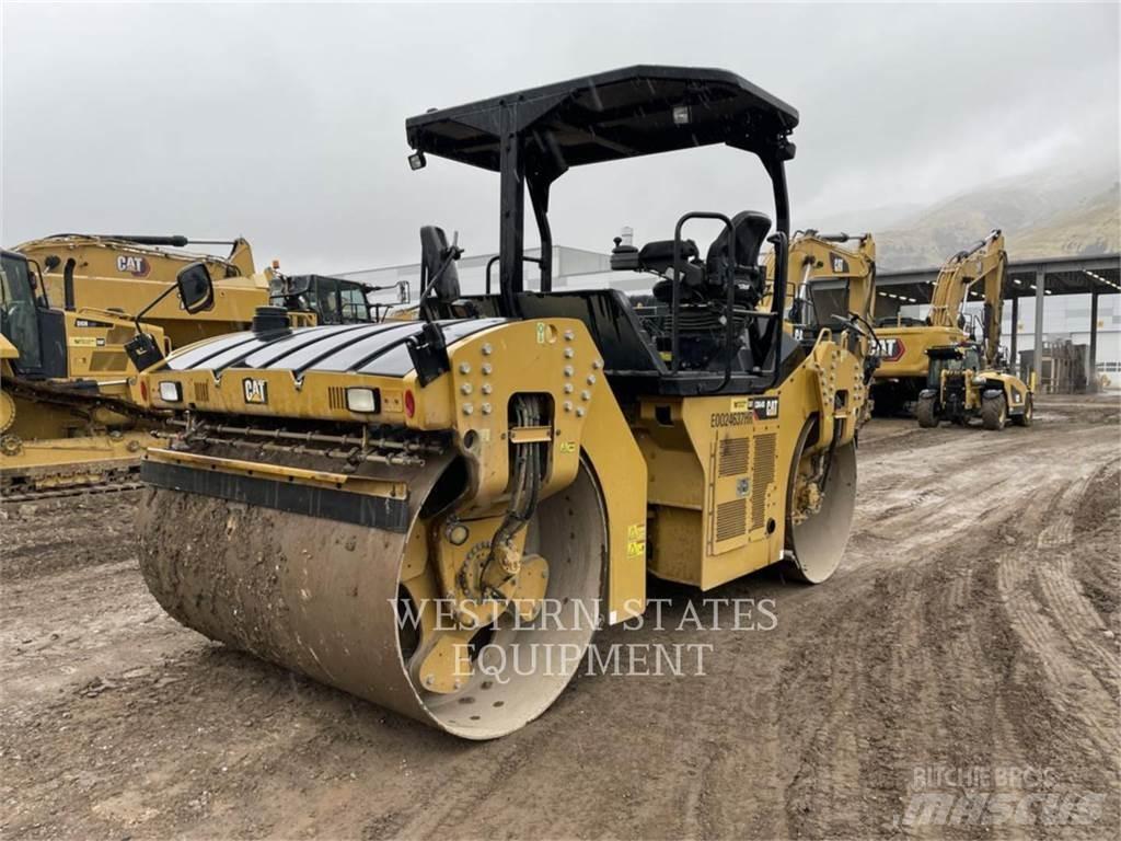 CAT CB64 Çift tamburlu silindirler
