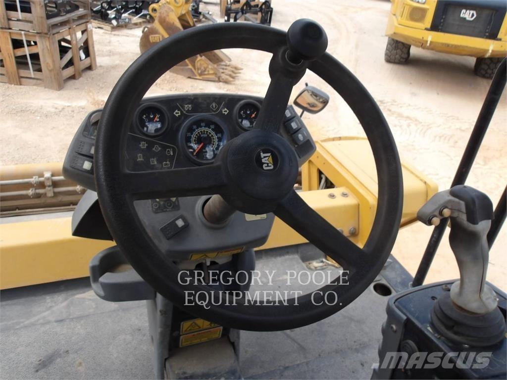 CAT CB64 Çift tamburlu silindirler