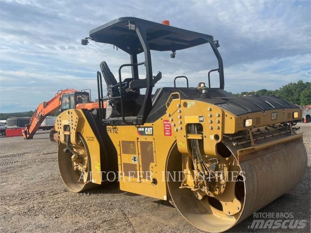CAT CB64B Çift tamburlu silindirler