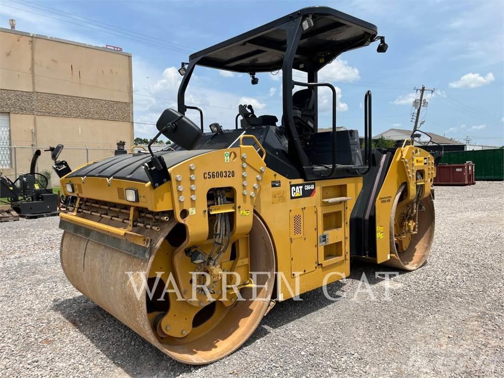 CAT CB64B Zemin sıkıştırma makineleri