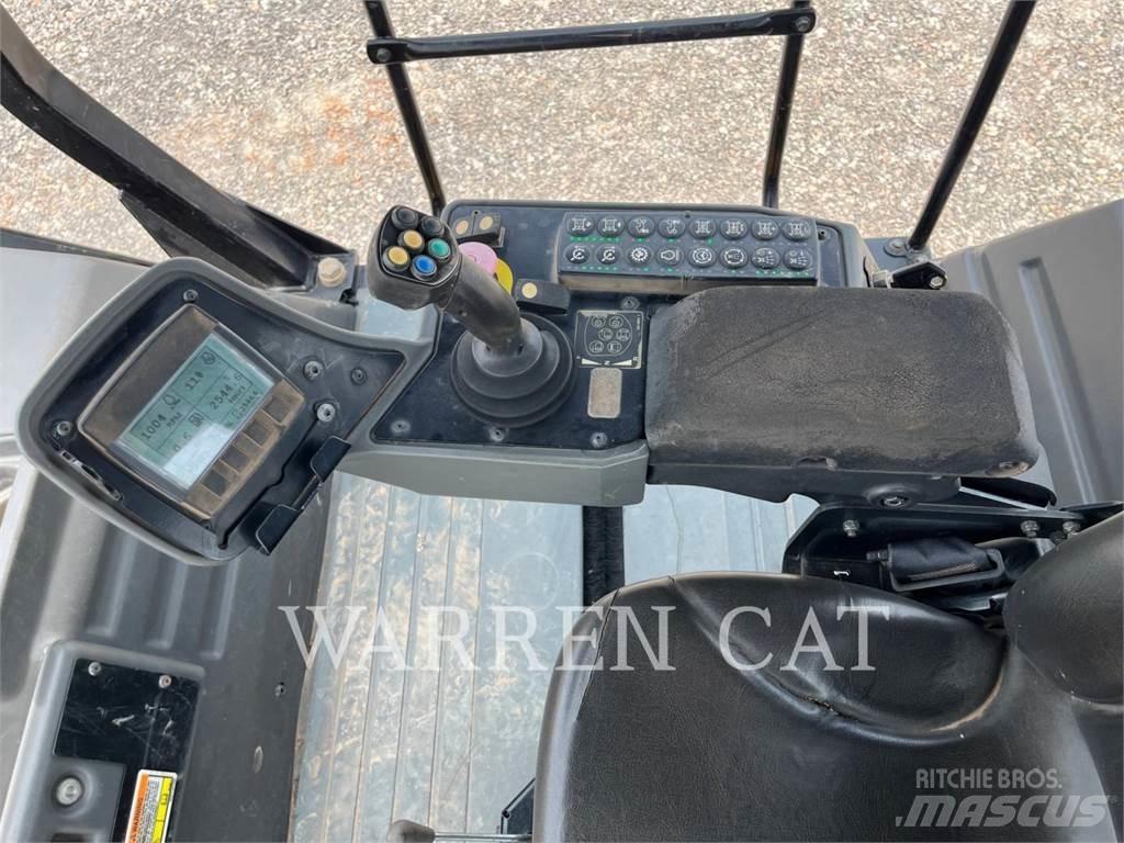 CAT CB64B Zemin sıkıştırma makineleri