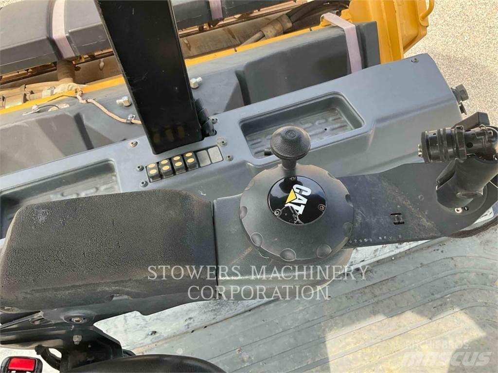 CAT CB66B Zemin sıkıştırma makineleri
