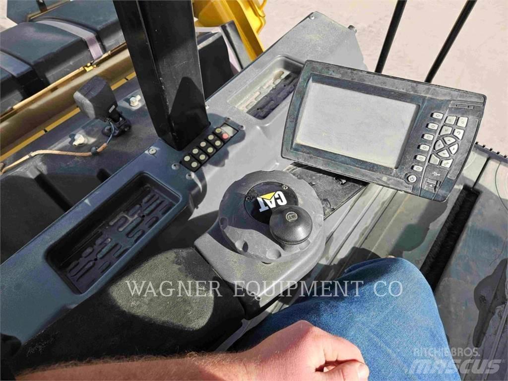 CAT CB68B Zemin sıkıştırma makineleri