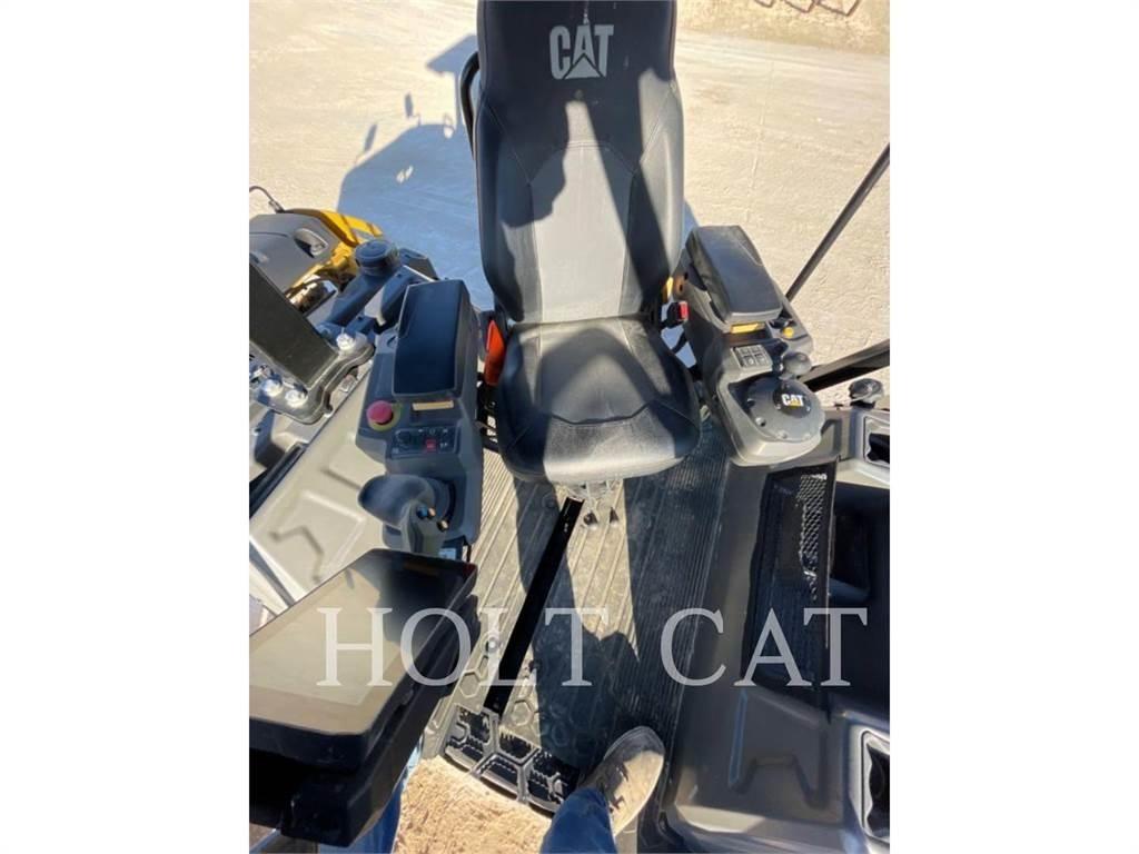 CAT CB7 Tek tamburlu silindirler
