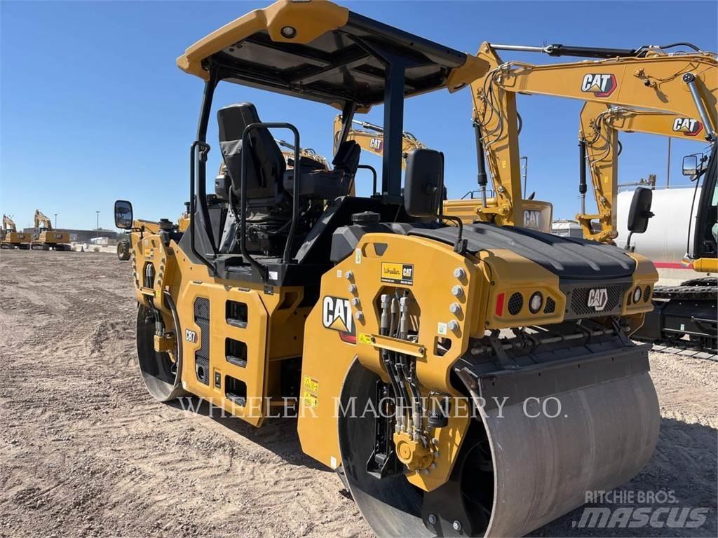 CAT CB7 Çift tamburlu silindirler