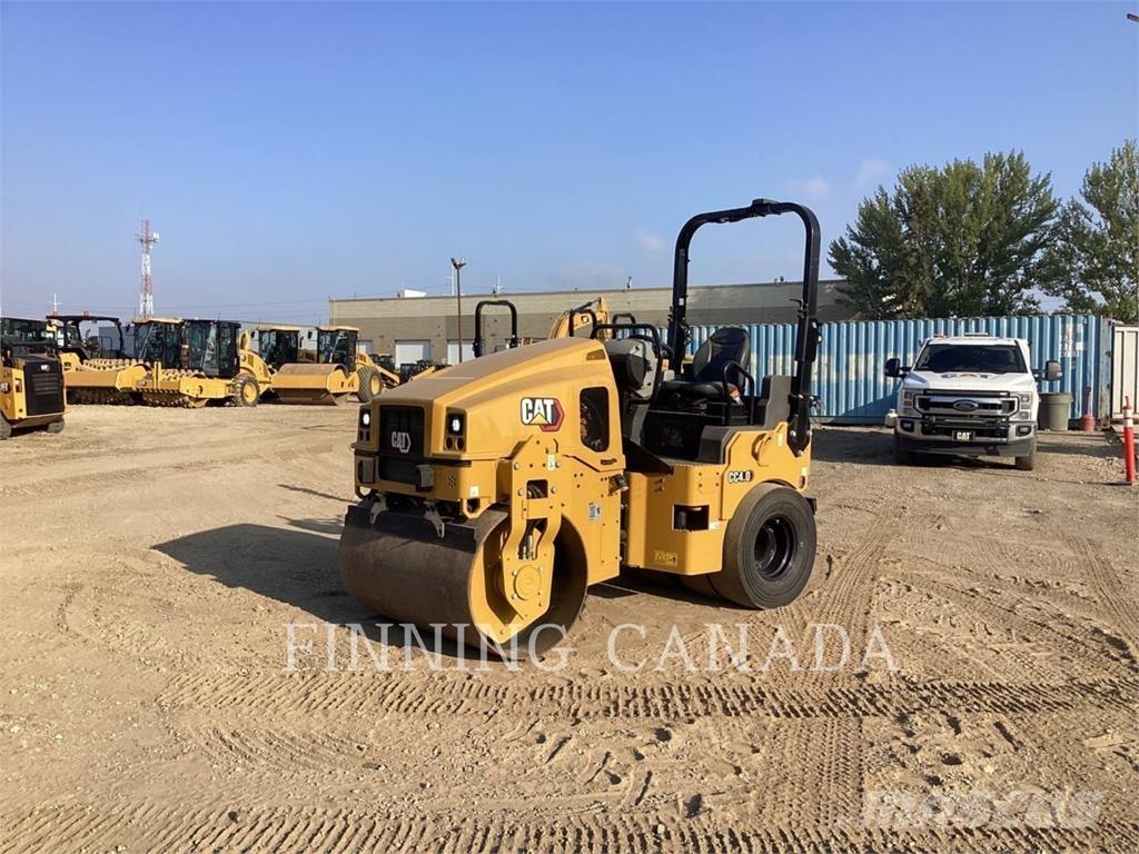 CAT CC 4.0 Zemin sıkıştırma makineleri