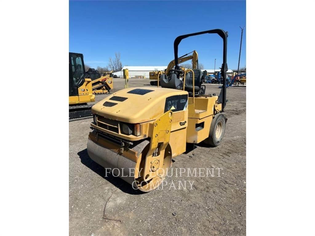 CAT CC34 Zemin sıkıştırma makineleri