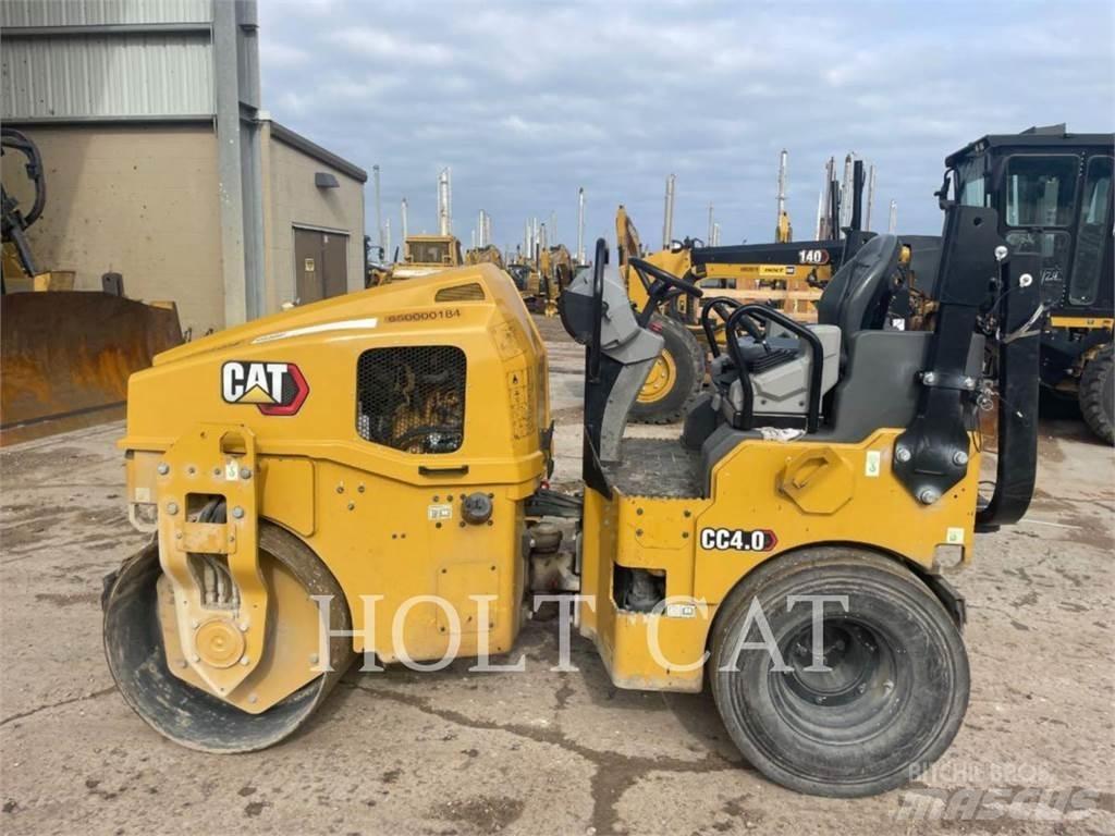 CAT CC4.0 Tekerlekli dozerler