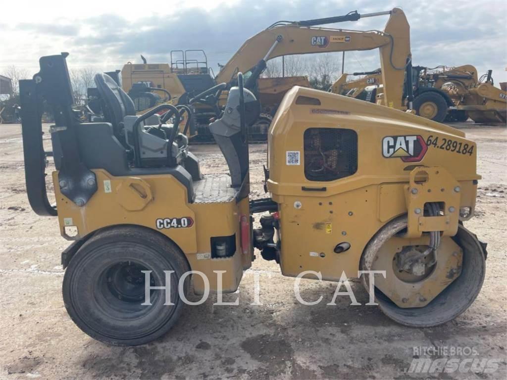 CAT CC4.0 Tekerlekli dozerler