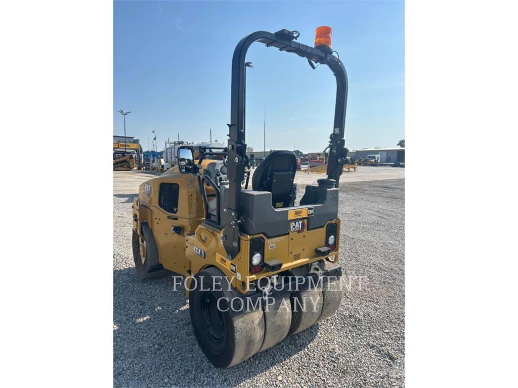 CAT CC4.0-03 Zemin sıkıştırma makineleri