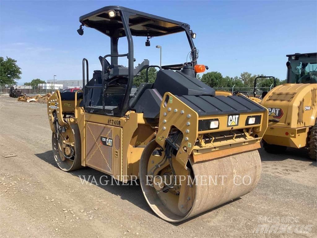CAT CD8 Zemin sıkıştırma makineleri