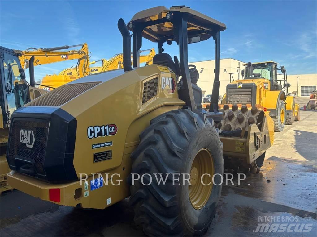 CAT CP11GC Çift tamburlu silindirler