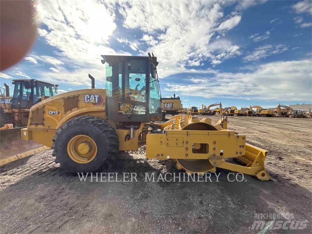 CAT CP12 Tek tamburlu silindirler