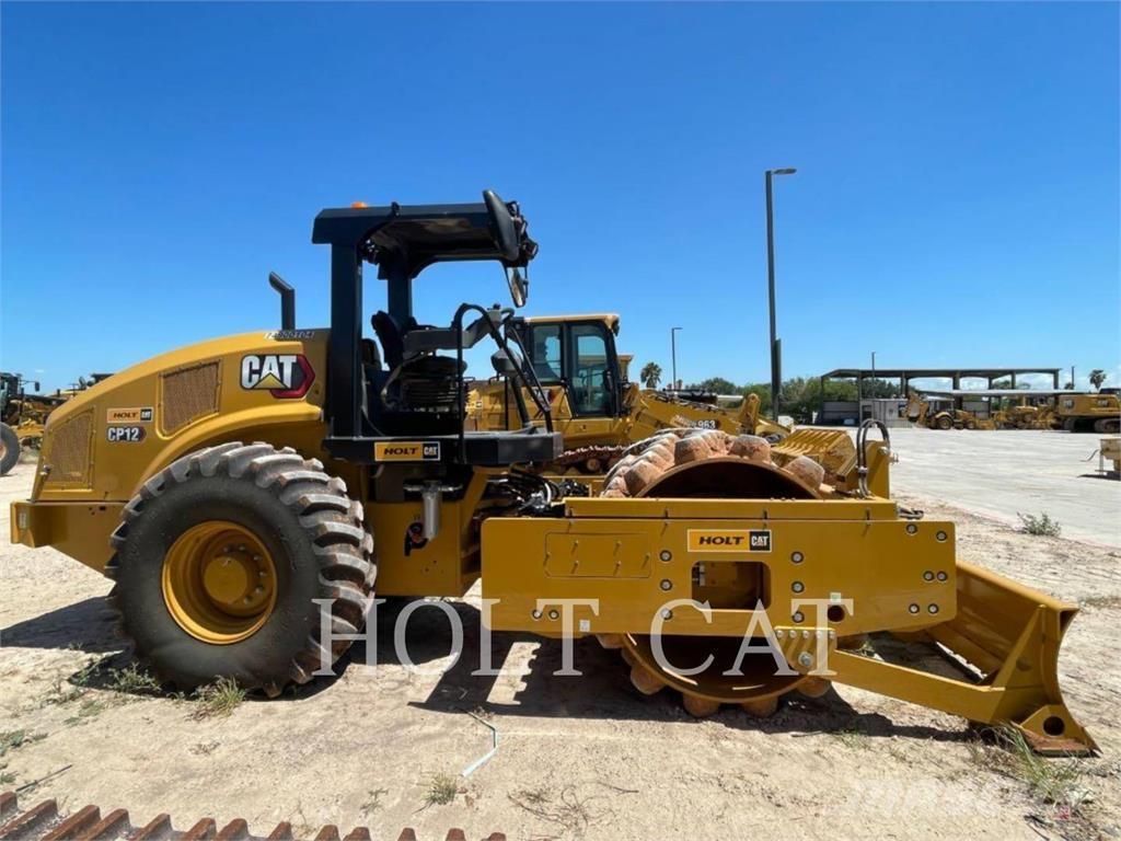 CAT CP12 Tek tamburlu silindirler
