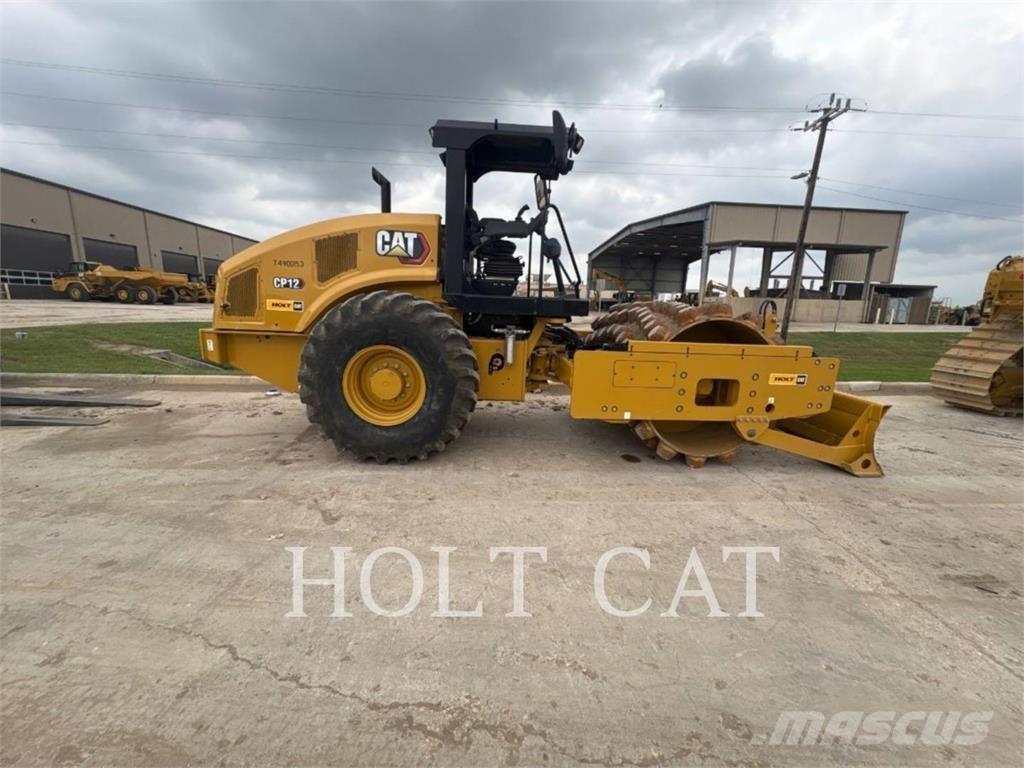 CAT CP12 Tek tamburlu silindirler