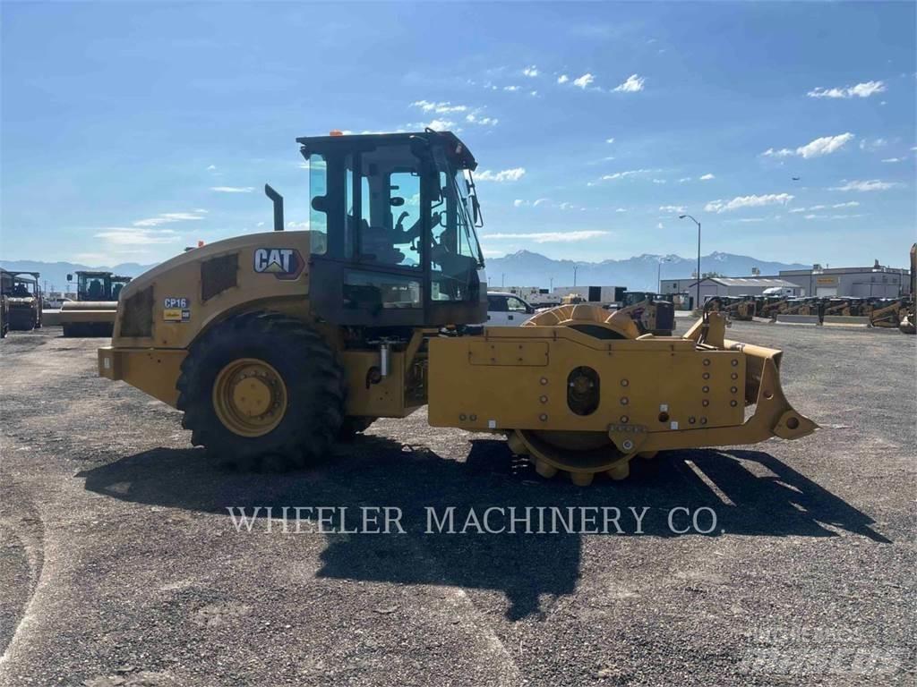 CAT CP16 Tek tamburlu silindirler