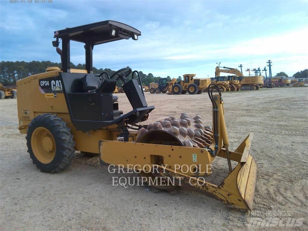 CAT CP34 Tek tamburlu silindirler