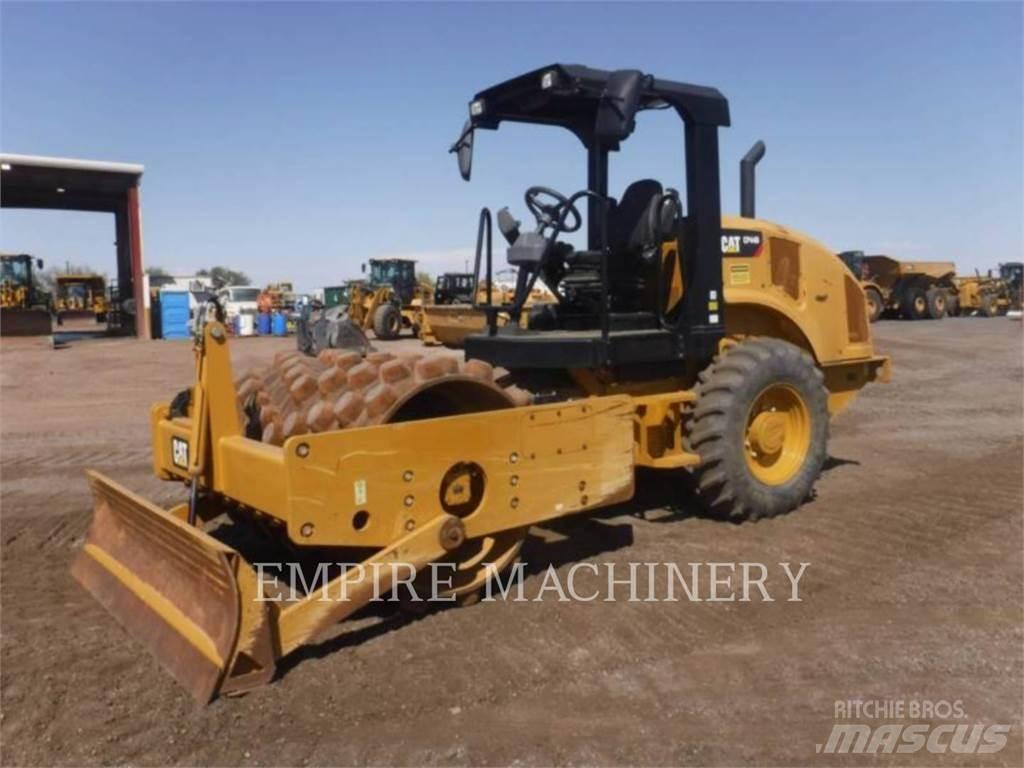 CAT CP44 Tek tamburlu silindirler