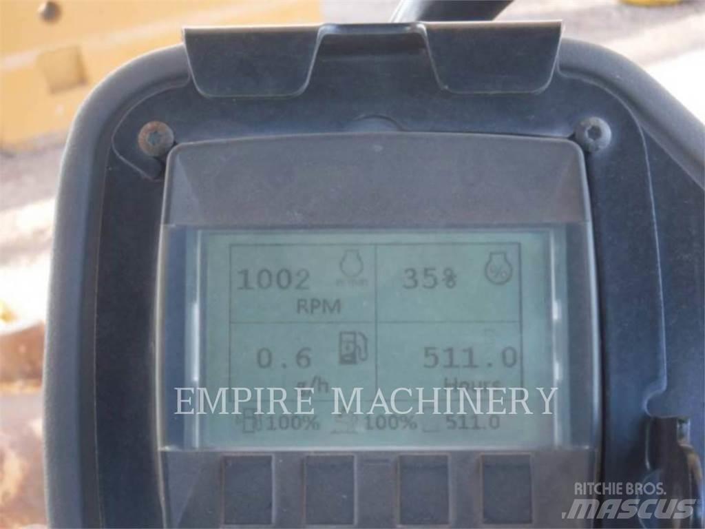 CAT CP44 Tek tamburlu silindirler